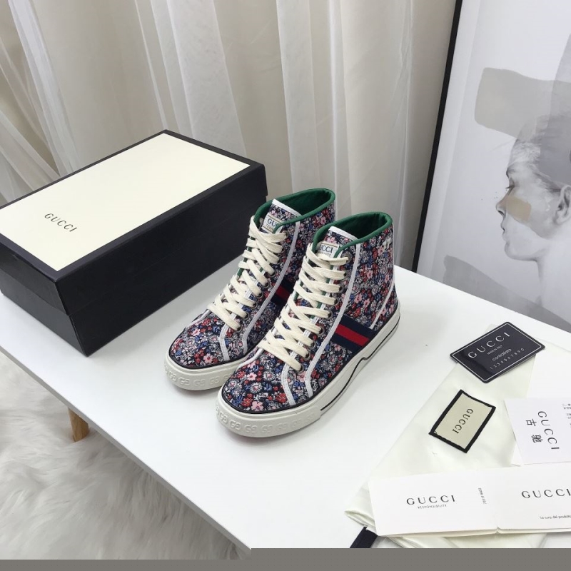 G*u*i casual shoes